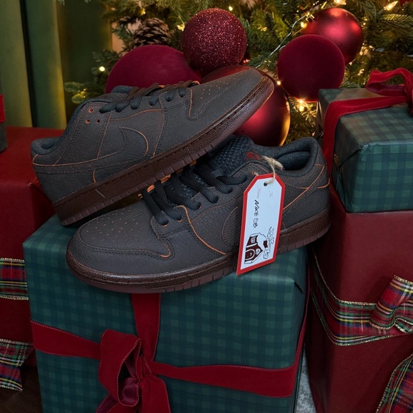 🎄💜 Nike Dunk Low SB Krampus 🎄😈